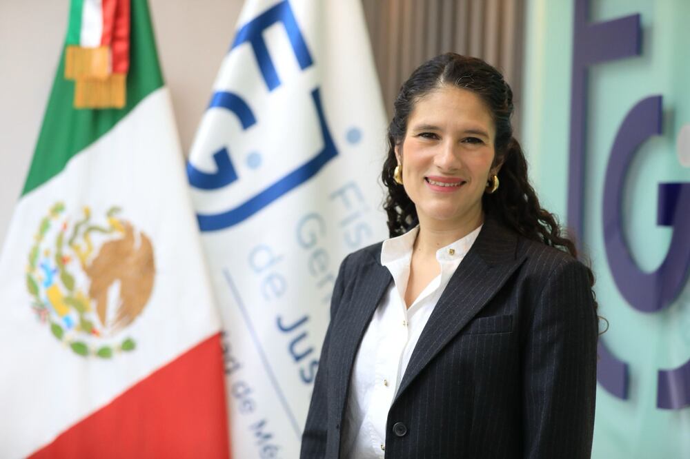 A través de un mensaje en video difundido en redes sociales, la nueva fiscal de la CDMX reiteró el compromiso de trabajar “con todo nuestro empeño, conocimiento y entusiasmo para garantizar el acceso a la justicia”. (Foto: especial)