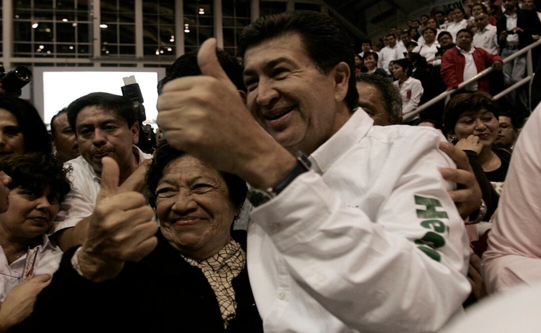 Bajo Reserva Exprés:  Yunes Landa se quita la camisa roja