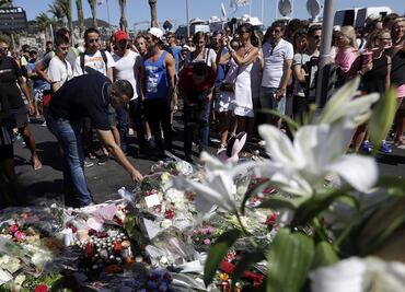 Muere otro hombre herido tras atentado en Niza