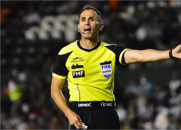 Luis Enrique Santander volverá a pitar en Liguilla pese a las polémicas en el Cuauhtémoc