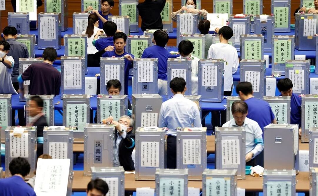 Estos resultados abren un período de gran incertidumbre política para Japón. Foto: X @ReutersWorld