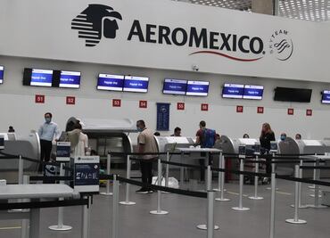 Aeroméxico despedirá a 616 sobrecargos ante crisis por Covid