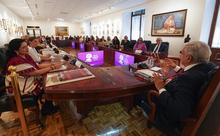 AMLO se reúne con equipo de la Secretaría de Cultura encabezado por Alejandra Fausto