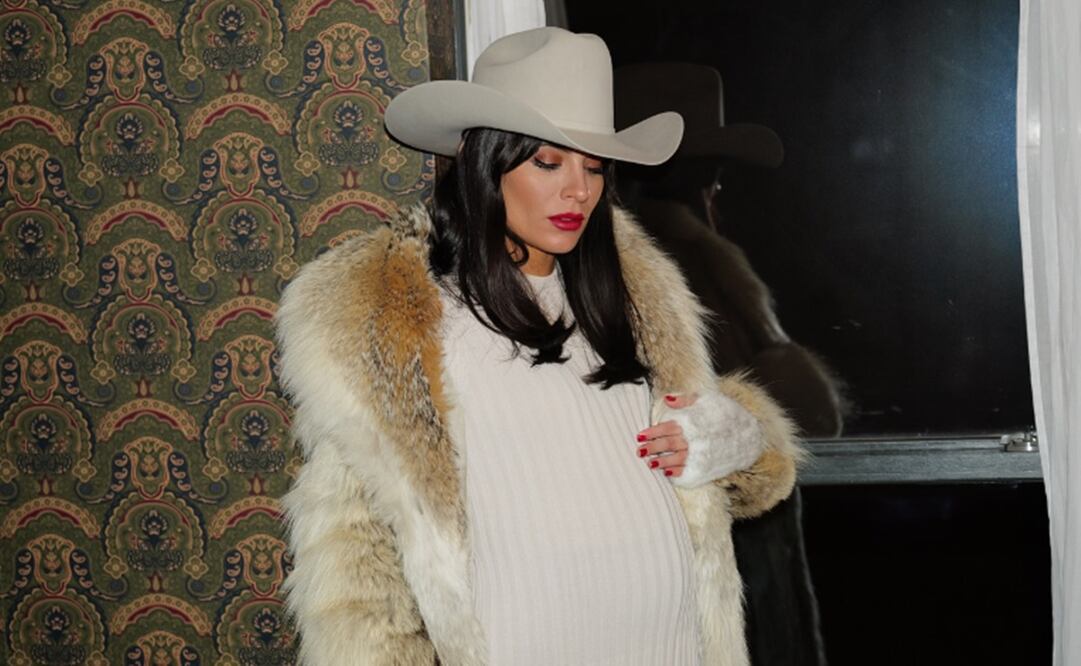 Ana Brenda anunció su embarazo en diciembre de 2024. Este maravilloso y duro camino de hacer vida y reinventarte , donde eres más vulnerable pero más fuerte que nunca …somos dos las que nos estamos preparando para nacer. Gracias vida", compartió en sus redes sociales.