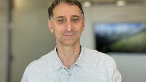 Por qué el futuro no existe, según Dean Buonomano, autor de "Tu cerebro es una máquina del tiempo"