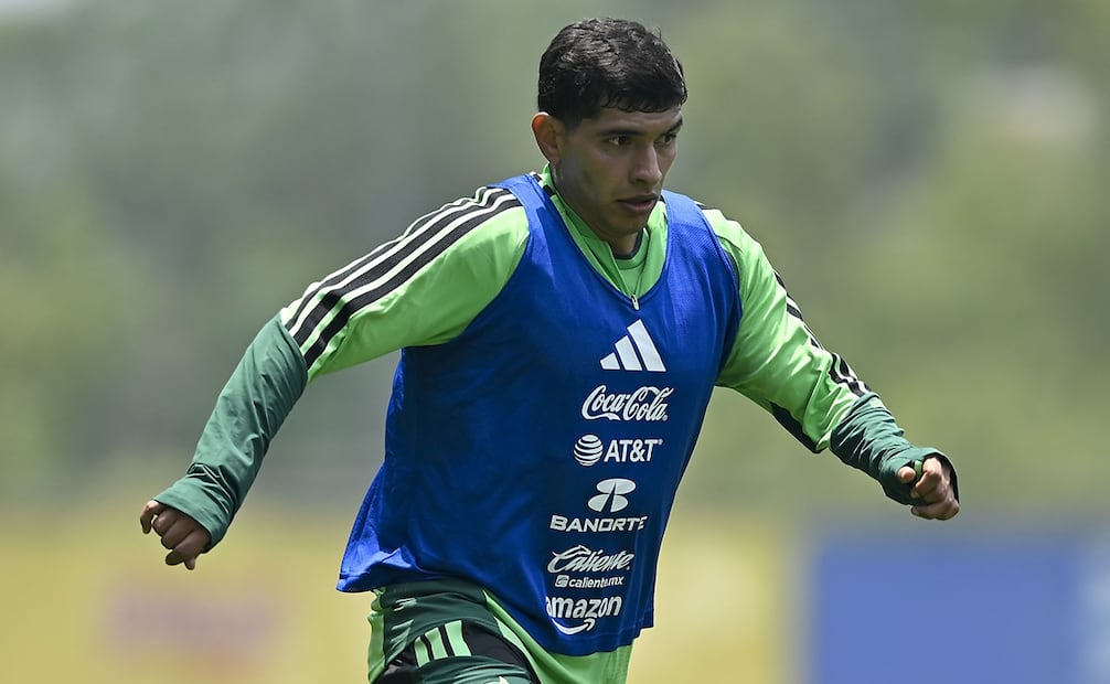 Kevin Castañeda en entrenamiento con la Selección Mexicana - Foto: Imago7