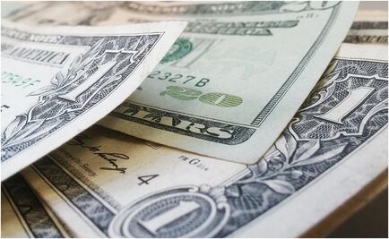 Dólar abre con ganancia, se vende en 19.41 pesos en bancos de la CDMX