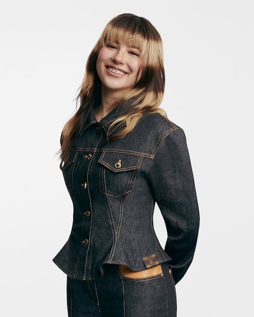 De medallista olímpica a embajadora de moda. Foto: Instagram @louisvuitton