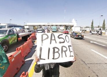 Toma de casetas se castigará con hasta 7 años de cárcel y 43 mil pesos de multa