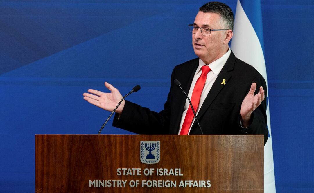 El Ministro de Asuntos Exteriores israelí, Gideón Saar, durante una rueda de prensa junto a su homólogo de Alemania, Johann David Wadephul, en Jerusalén. Foto: EFE