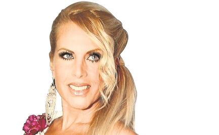 Lorena Herrera se siente de 45 años