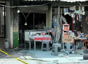 Se registra incendio en local comercial de CETRAM Zaragoza; hay 3 heridos