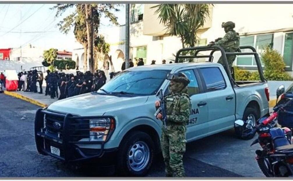 Detienen a 2 integrantes de La Chokiza. Foto: Especial