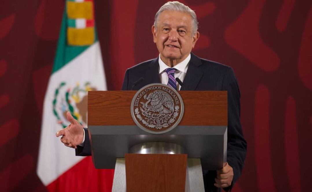 López Obrador advirtió que la Profeco se mantiene en vigilancia ante el aumento en el precio de las gasolinas. Foto: Germán Espinosa/EL UNIVERSAL