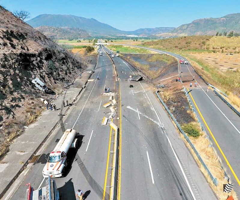 La pipa estalló el 16 de noviembre en la Guadalajara-Tepic. Foto: ARCHIVO EL UNIVERSAL