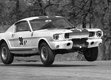 “Getty Challenge” y el “Flying Mustang”