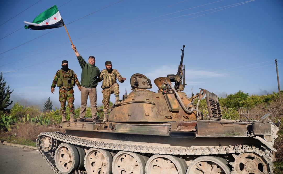 Las fuerzas de seguridad sirias, ayer al participar en una operación tras los ataques contra ellos, en Latakia. Foto: Bilal Al Hammoud / EFE