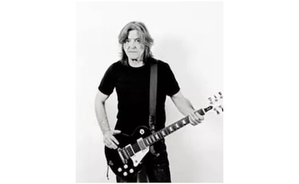 Fallece el músico "Boni", guitarra y voz de la banda española Barricada