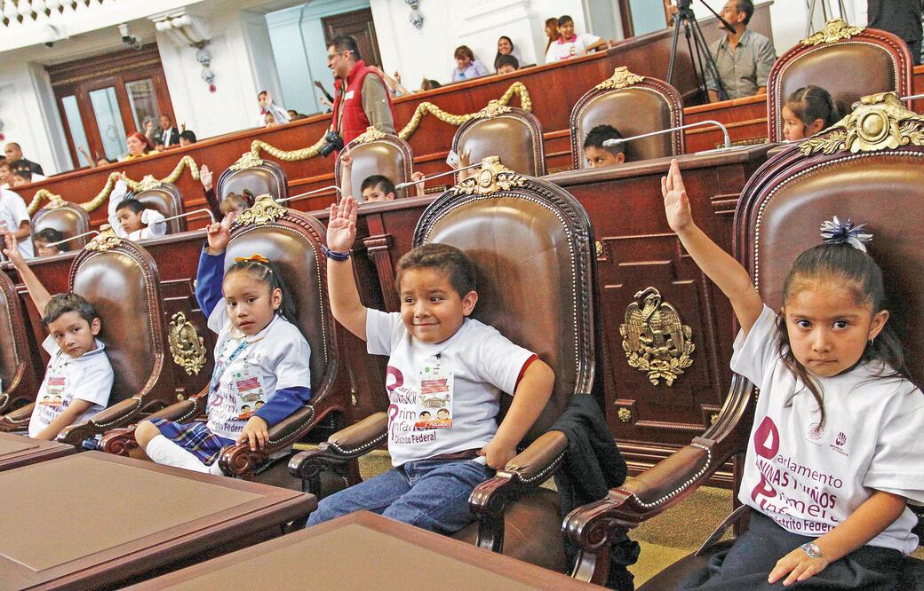 El asambleísta Orlando Anaya (PAN) acusó a los legisladores de cometer un fraude legislativo al aprobar la Ley de Derechos de Niños, Niñas y Adolescentes, pues ésta deja a los menores en un estado de vulnerabilidad. Foto: ARCHIVO EL UNIVERSAL