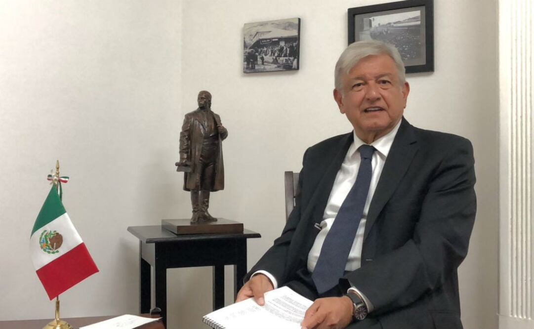 También dio a conocer que hablará con los empresarios para darles completa garantía de que no se van a cancelar sus contratos. FOTO: @lopezobrador_