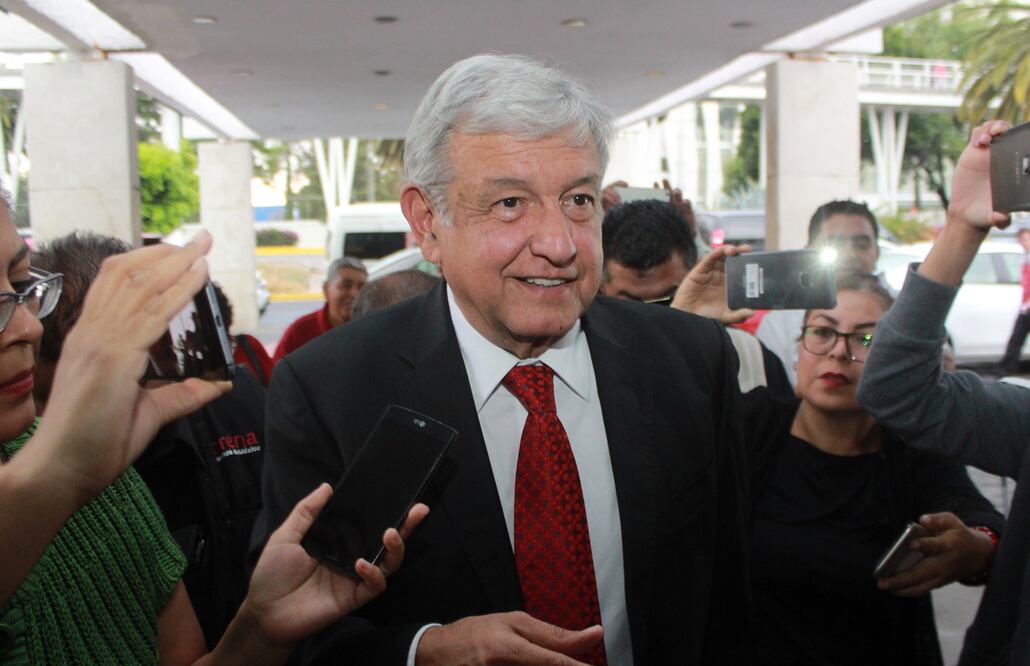 “Están muy nerviosos porque estamos arriba en las encuestas, vamos a ganar en buena lid la elección presidencial", asegura el aspirante. Foto: Omar Contreras / EL UNIVERSAL