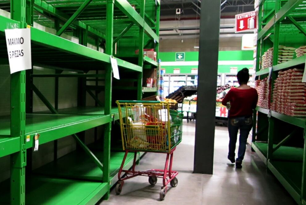 Tiendas departamentales en Oaxaca sufren desabasto de diversos productos. Foto: Edwin Hernández/EL UNIVERSAL