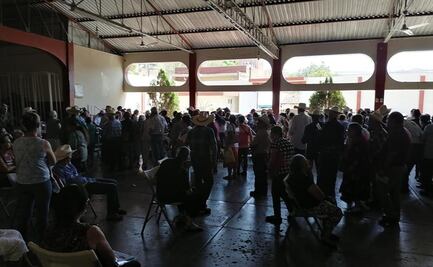 Pese a coronavirus, aglutinan a adultos mayores en eventos en Michoacán