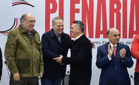 PRI le arrebata un diputado federal al PAN; Teo Kalionchiz abandona bancada blanquiazul y Alito Moreno le abre las puertas