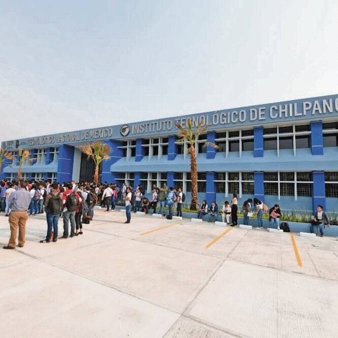 En el Instituto Tecnológico de Chilpancingo se construyó una Unidad Departamental Tipo II y se rehabilitaron aulas. ESPECIAL