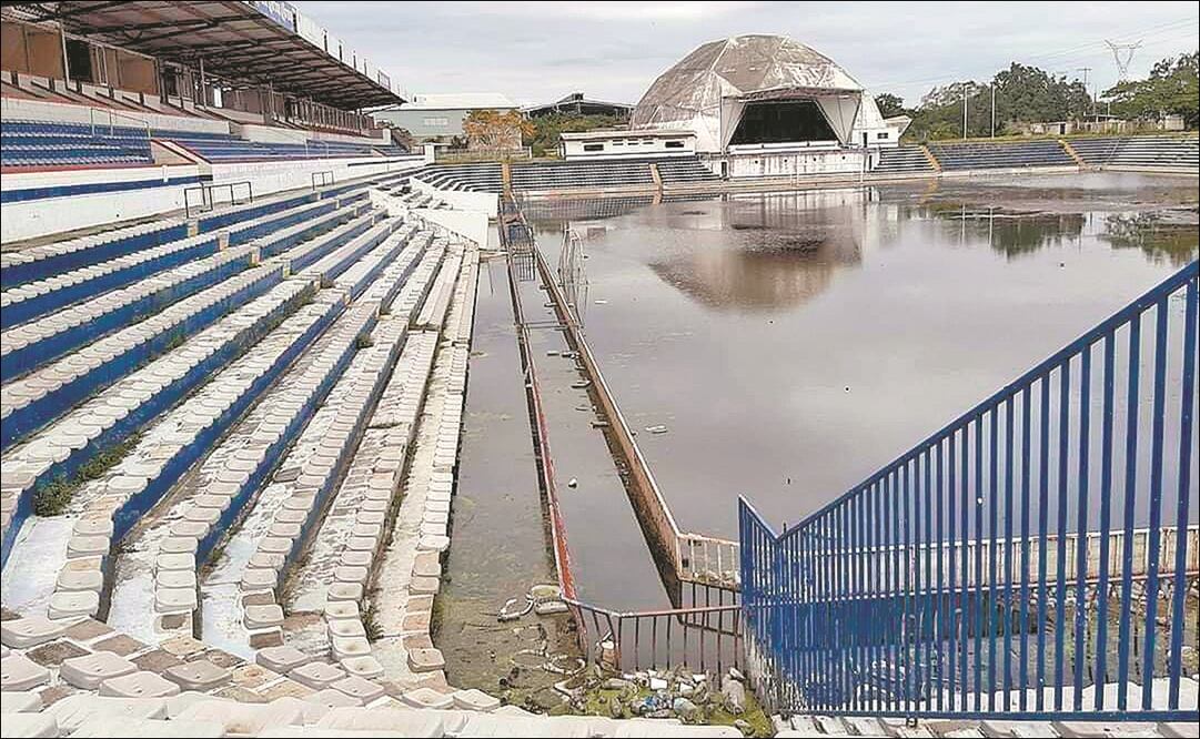 Altamira FC. El estadio Altamira lleva casi cinco años en total abandono, sin nadie que se haga cargo. FOTO: ESPECIAL