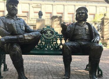 Disgusta a diputado del PAN estatua de Fidel Castro y "Che" Guevara en CDMX