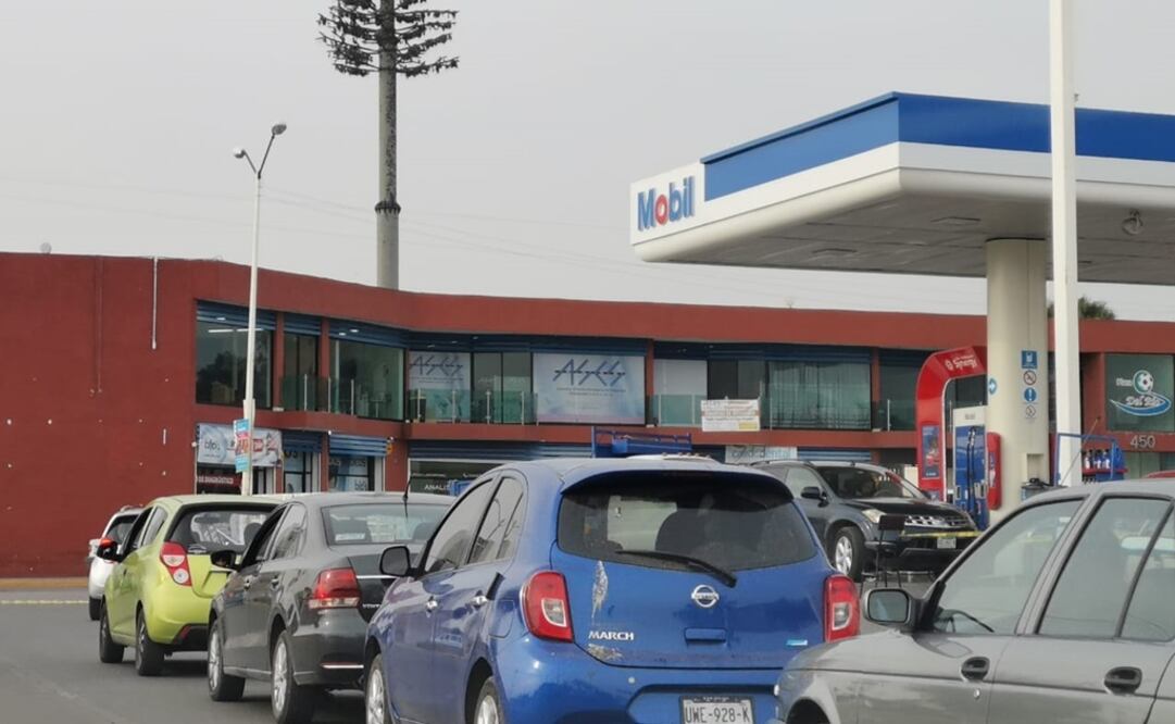 140 estaciones de servicio de la zona metropolitana manifestaban desabasto pero se espera que en el transcurso de este día se normalice la situación (Foto: El Universal San Luis Potosí)