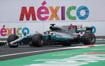 Enrique Peña Nieto felicita al GP México