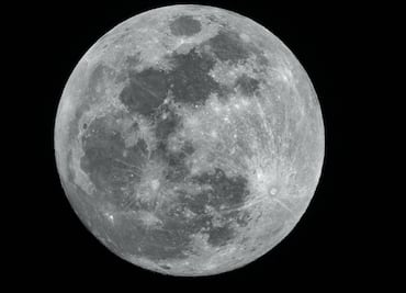 Get ready to watch this week's Strawberry Moon eclipse