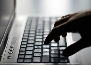 Uno de cada 10 menores de EU dice que amigos usan IA para crear desnudos de otros niños