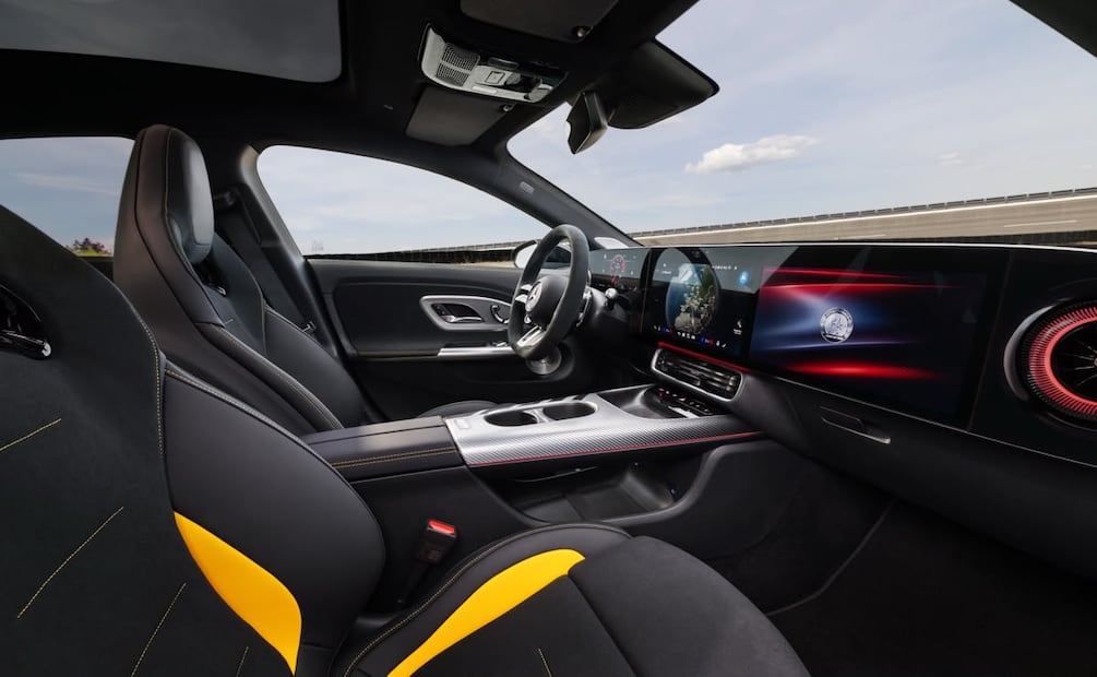 La cabina del auto integra herramientas de IA. Foto: Mercedes-Benz Media