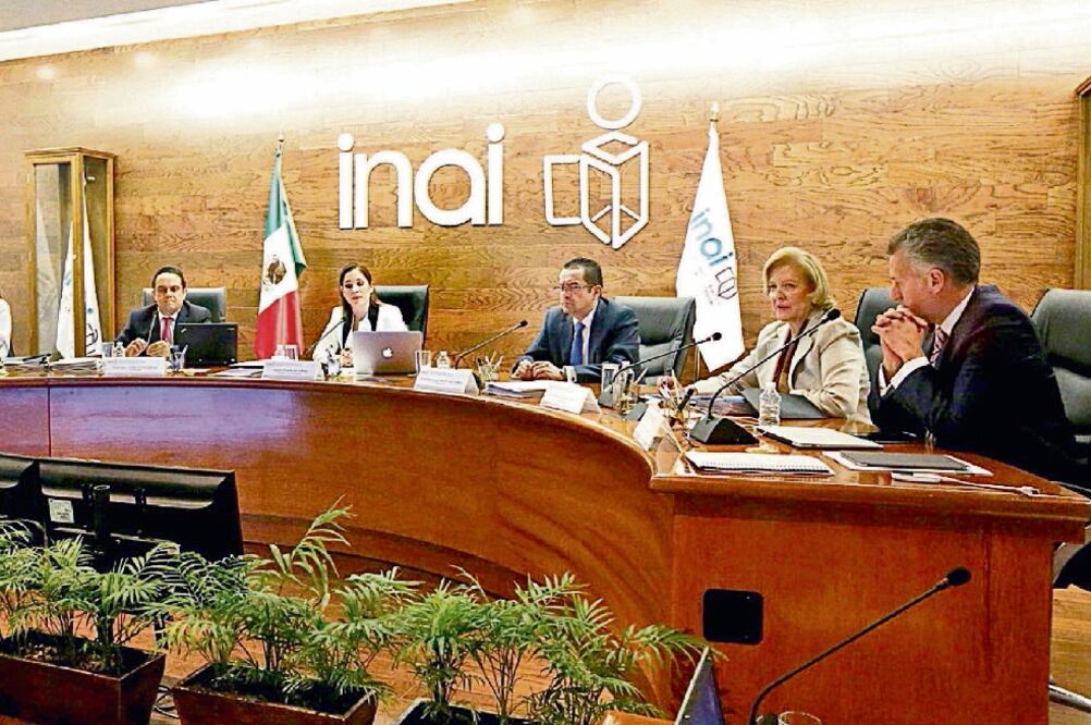 El Inai recomienda sólo realizar la sincronización de aplicaciones y redes sociales en casos en los que es verdaderamente necesario. (ARCHIVO EL UNIVERSAL)