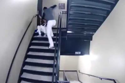 Beisbolista Danry Vásquez golpea brutalmente a su novia