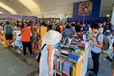 Con debates sobre género cierra Fiesta del Libro y la Rosa