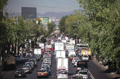 Este viernes descansan automóviles con engomado azul