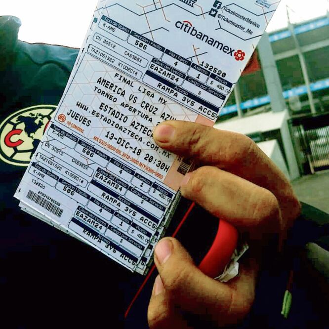 Boleto. Foto: CHRISTIAN MENDOZA. EL UNIVERSAL