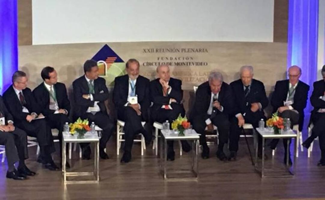 Slim says Trump's plans would destroy U.S. economy