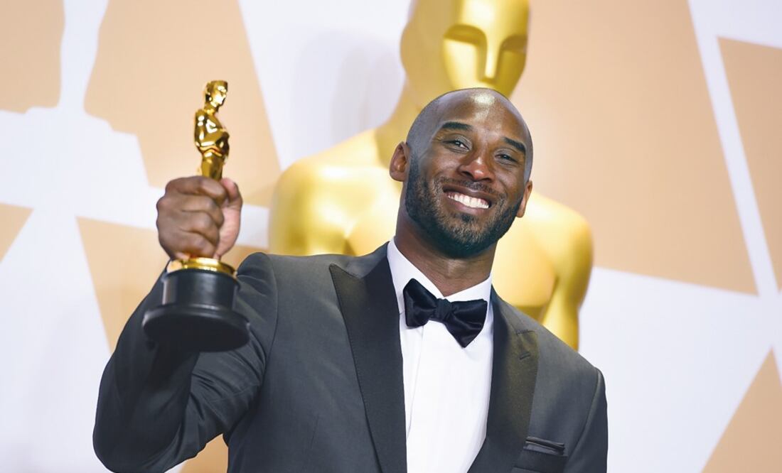 Kobe Bryant won an Oscar for best animated short for "Dear Basketball" in 2018 - Photo: Jordan Strauss/AP