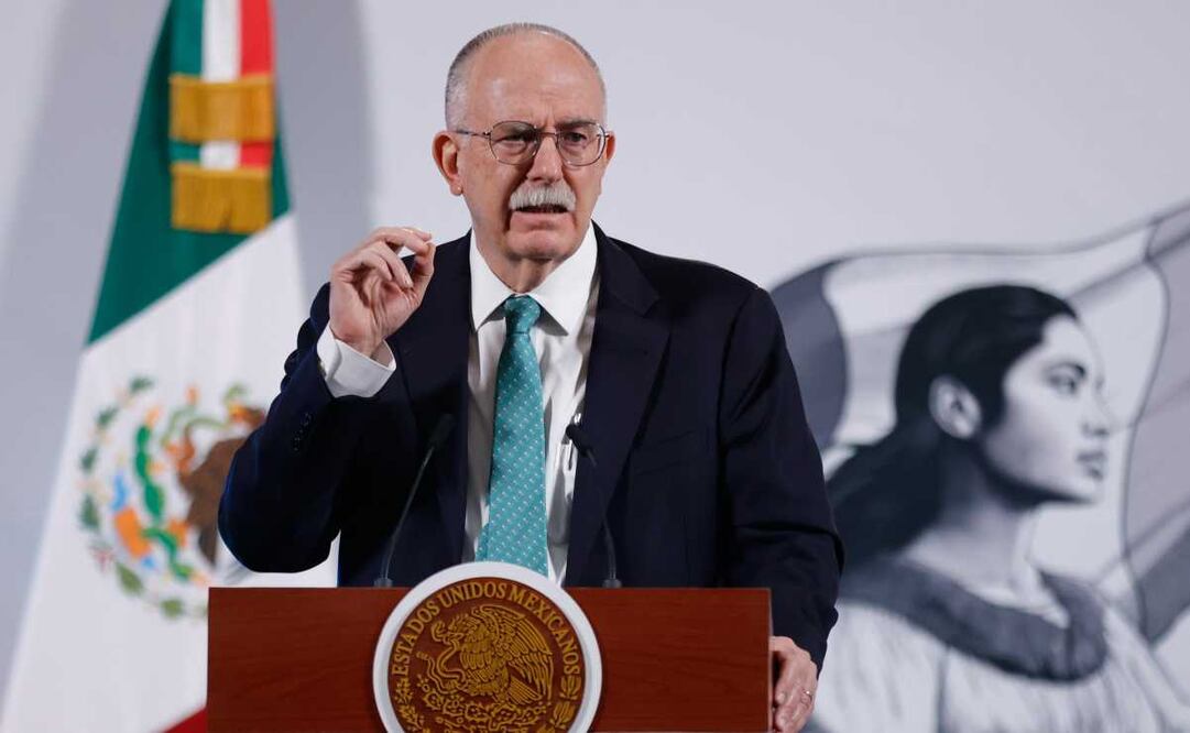 Julio Berdegué Sacristán, durante la mañanera del 15 de abril del 2025 en Palacio Nacional. Foto: Diego Simón / EL UNIVERSAL