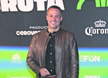 José Joel lucha por el control total del nombre José José