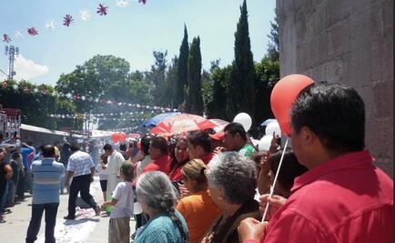 Hacen campaña en ceremonia religiosa de Melchor Ocampo