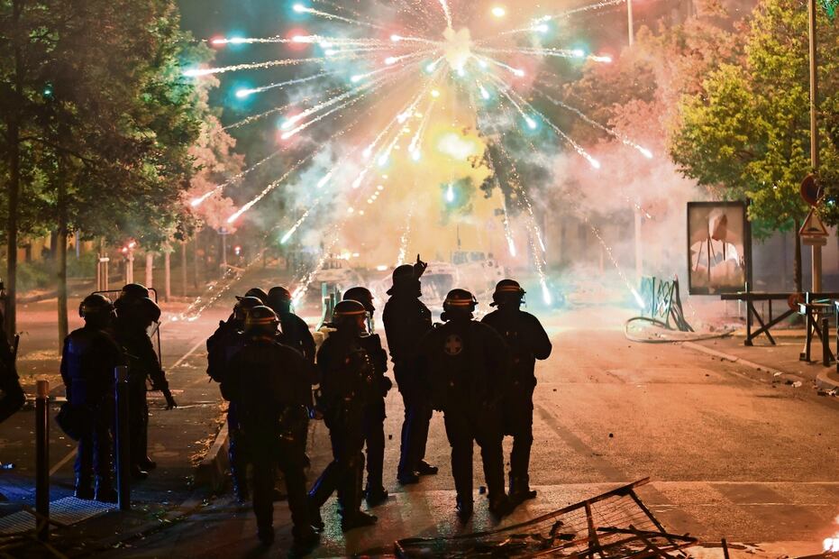 Se recrudecen los disturbios en Francia tras la muerte de joven