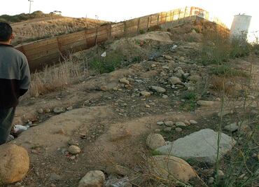 Expulsar a migrantes tendría un impacto de 250 mil mdd para EU: Condusef