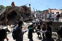 Presidente de Colombia, Abelardo de la Espriella, declara desastre nacional tras terremoto en Colombia; suman más de 60 muertos