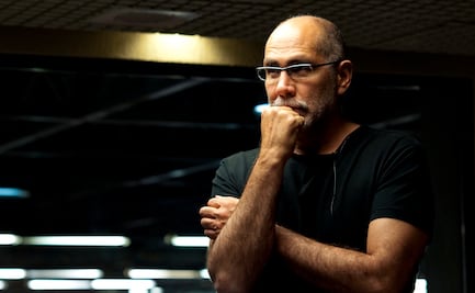 La extraña novela Guillermo Arriaga: sólo usa palabras anteriores a 1790 y no tiene un solo qué